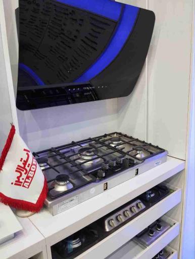 عکس تجهیزات آشپزخانه جزیره 