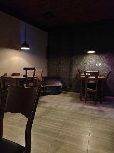 عکس کافه مافیای روبیک