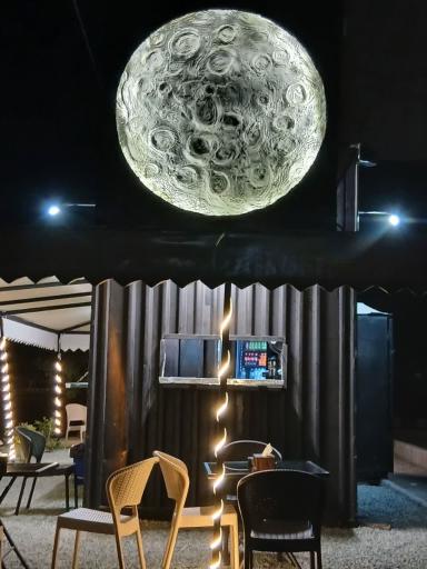 عکس کافه مهر و ماه