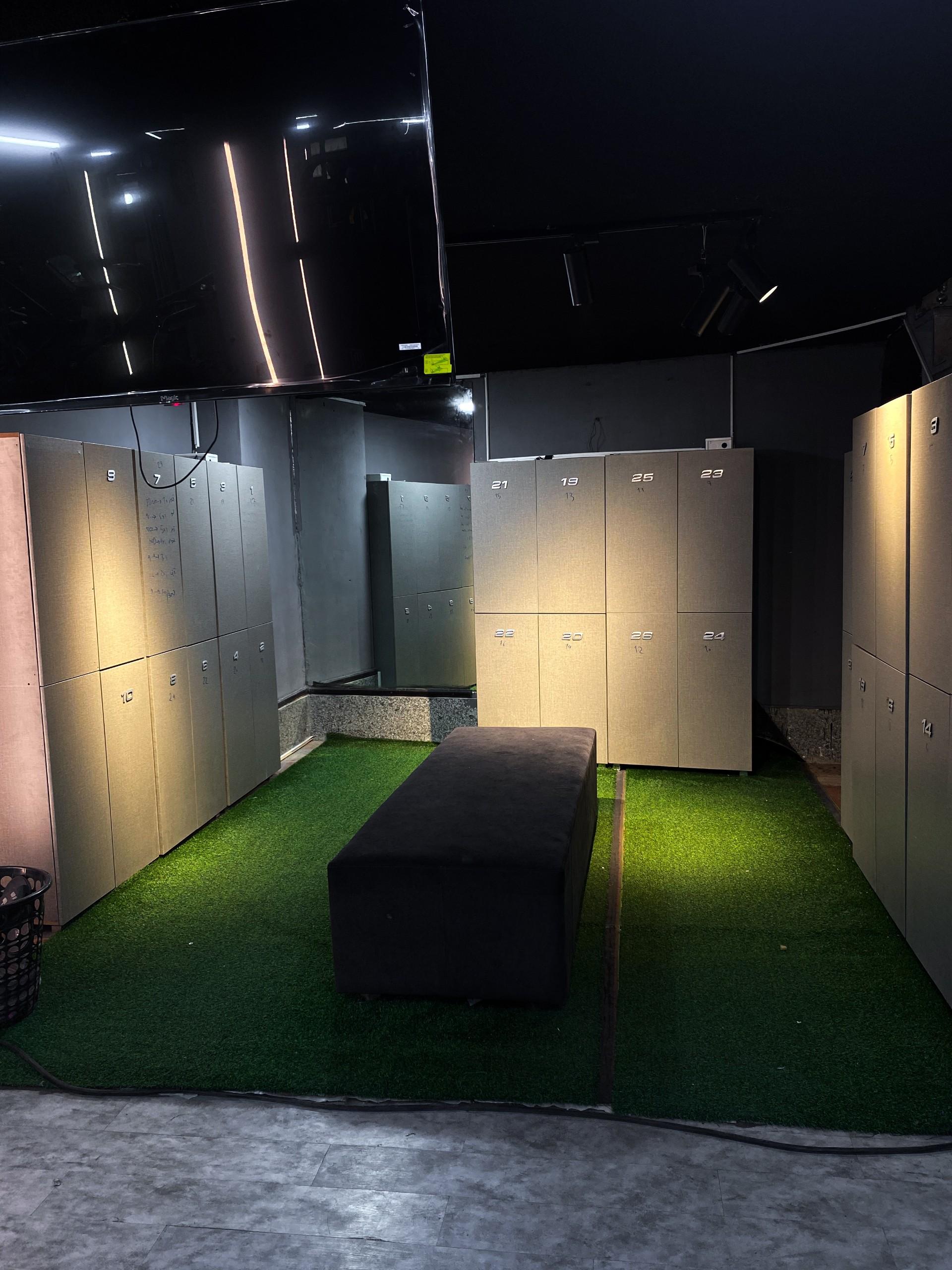 عکس باشگاه بدنسازی افروزی