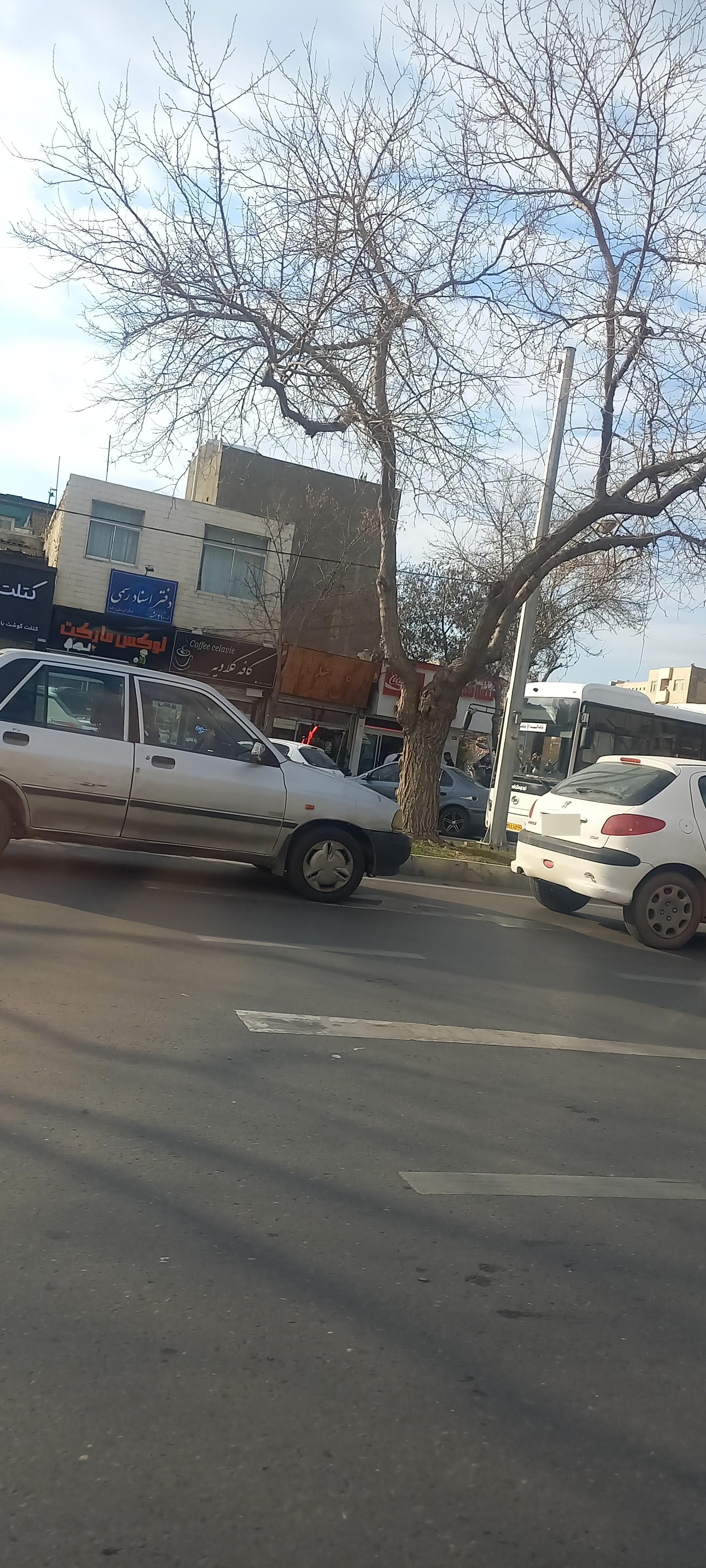 عکس کافه کلاویه 