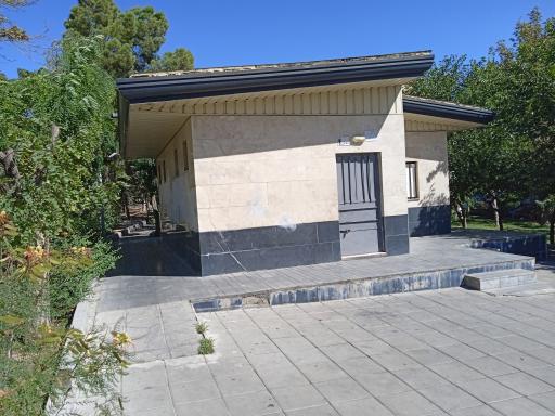 عکس سرویس بهداشتی بوستان شقایق(چهرزاد)