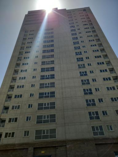 عکس برج آسمان ( تعاونی فنی و حرفه ای )