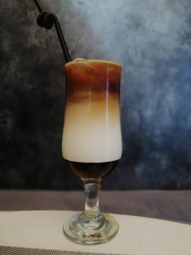 عکس کافه صبحانه و عصرانه وصال