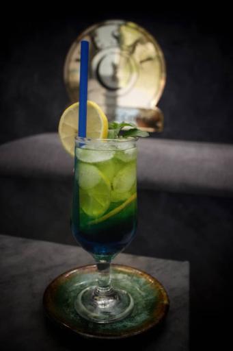 عکس کافه صبحانه و عصرانه وصال