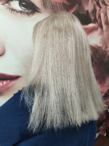 عکس سالن آرایش و زیبایی رزالین 