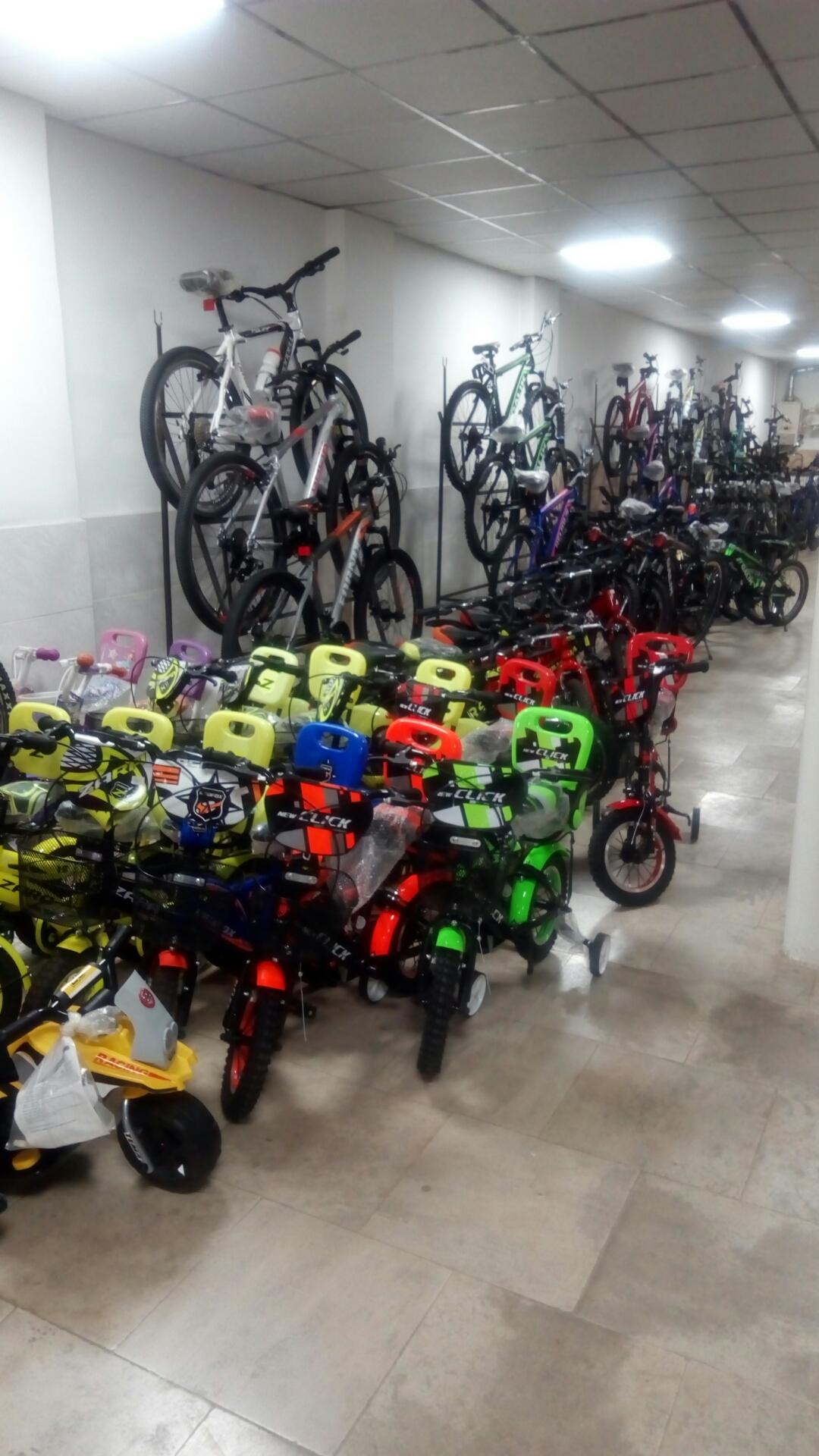 عکس فروشگاه موتور سیکلت حمید