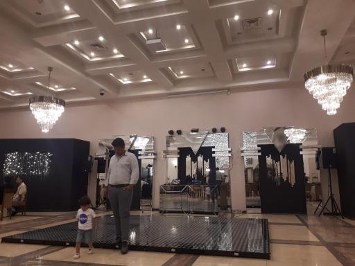 عکس تالار مجالس کوهسر