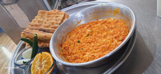 عکس کبابی دیزی سرای مهستان