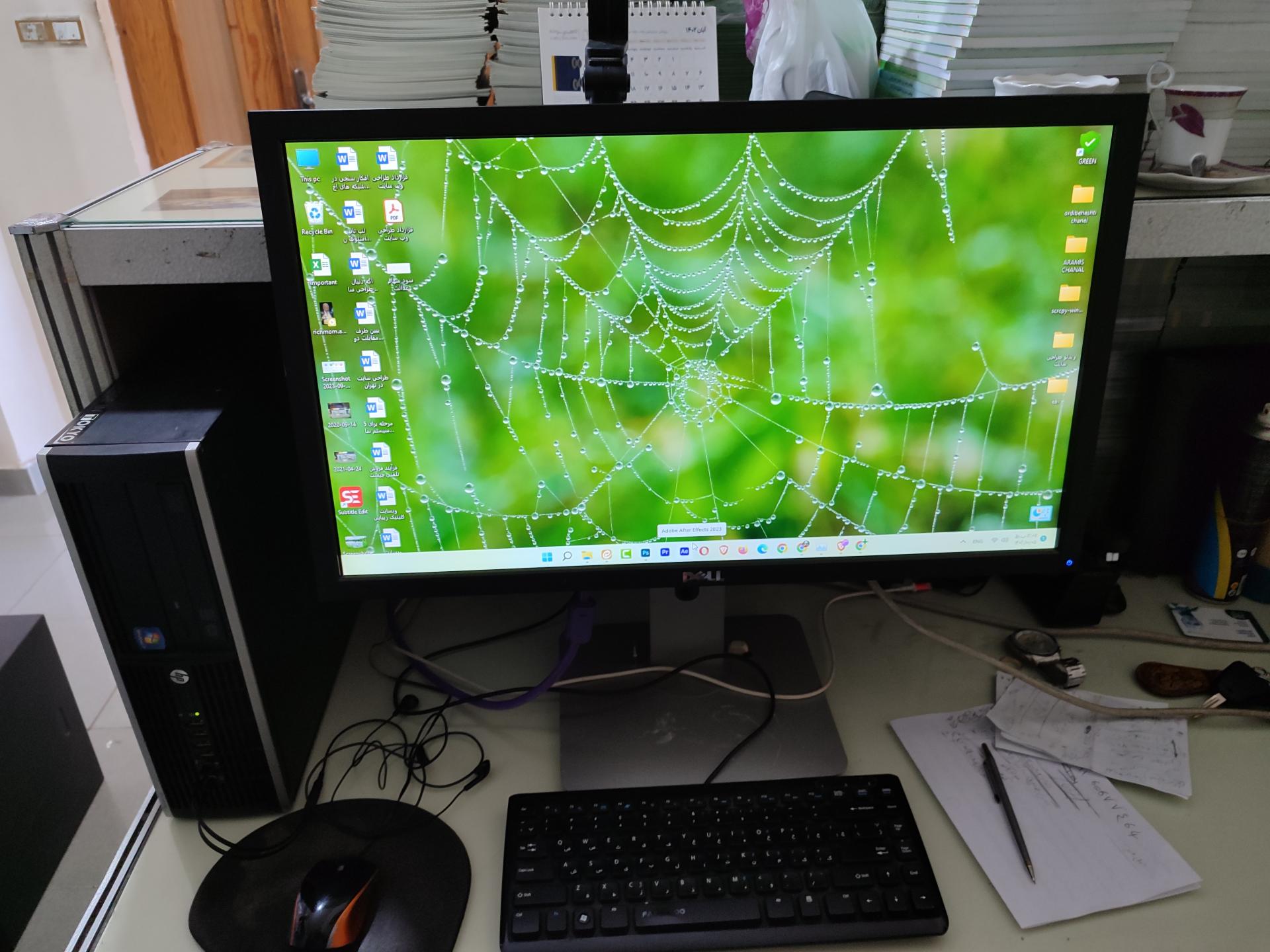 عکس مرکز تخصصی لپ تاپ سبز مثبت