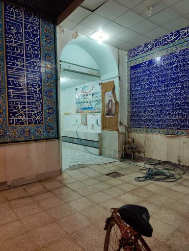 عکس مسجد منزوی