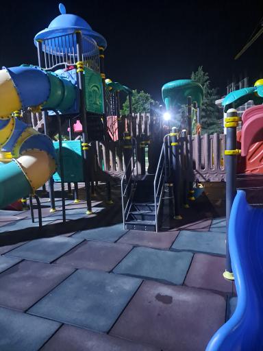 عکس زمین بازی کودکان 