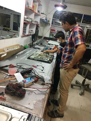 عکس نمایندگی هایسنس