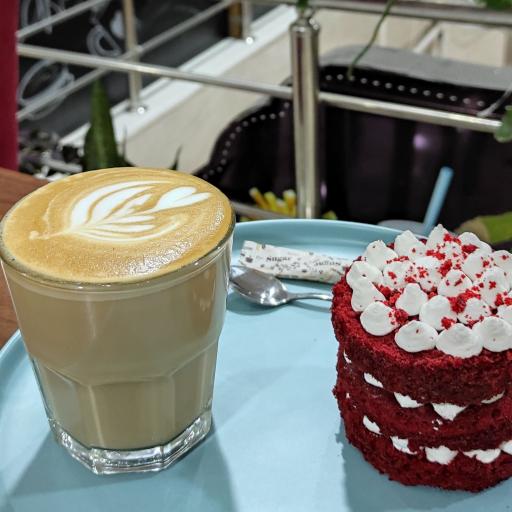 عکس کافه رستوران آنیل