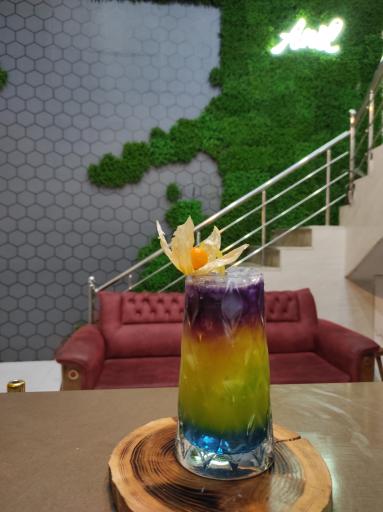 عکس کافه رستوران آنیل