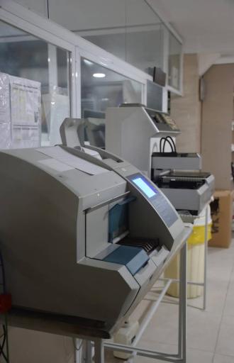 عکس آزمایشگاه جرجانی