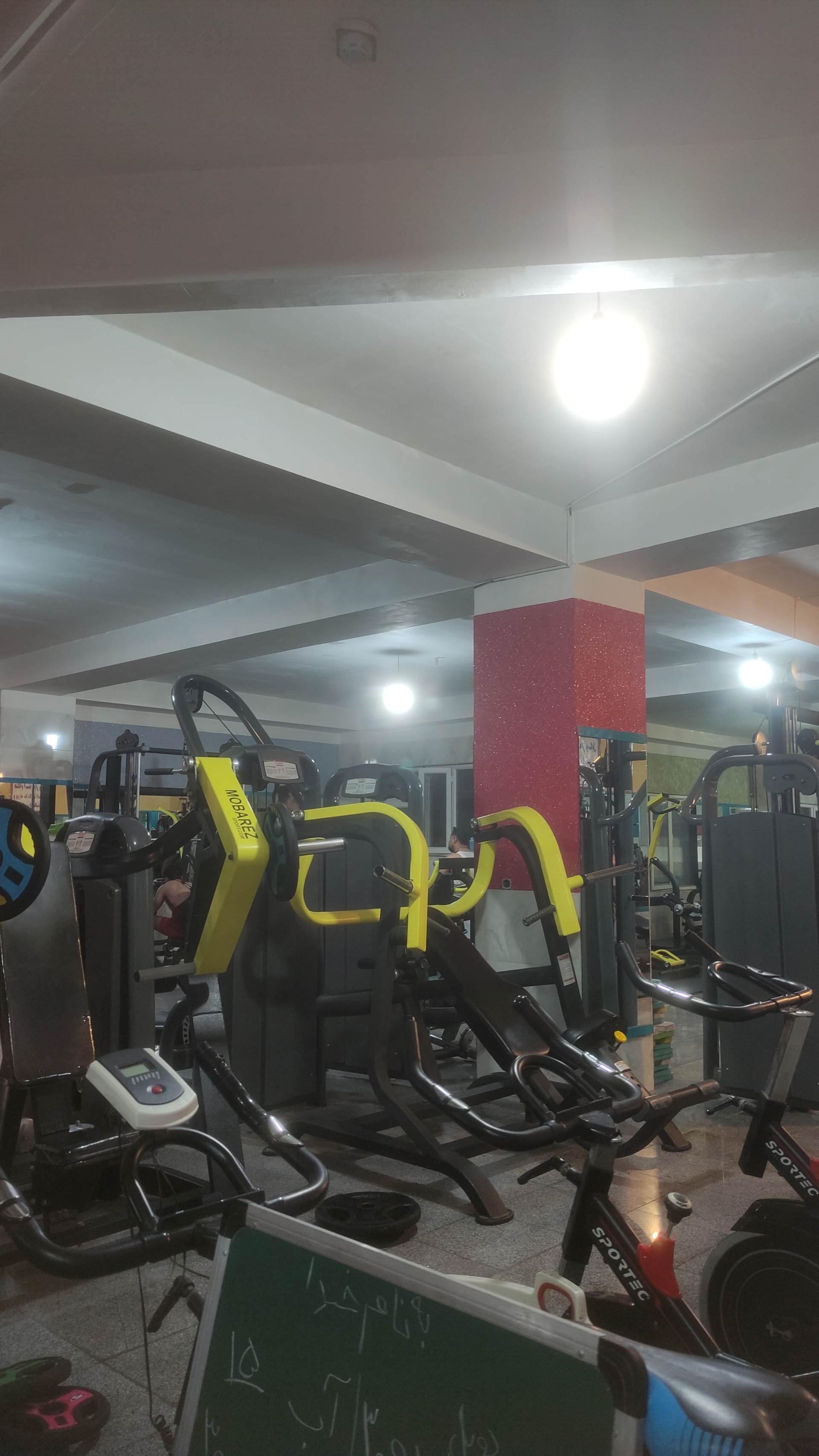 عکس باشگاه آدرین 