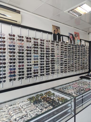 عکس عینک خوش بین