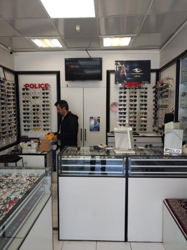 عکس عینک خوش بین