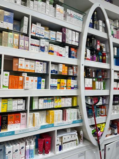 عکس داروخانه شیوا عباسی