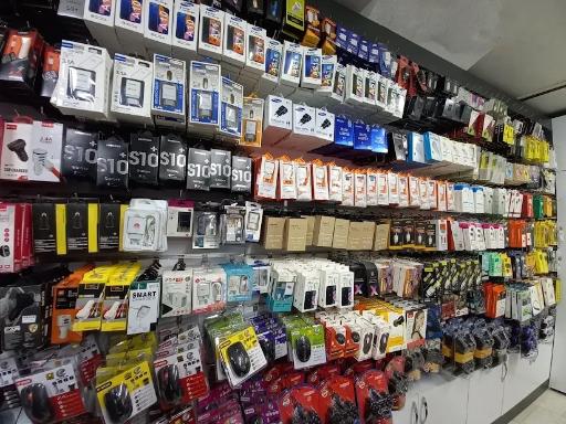 عکس خدمات کامپیوتر پدیده نوین