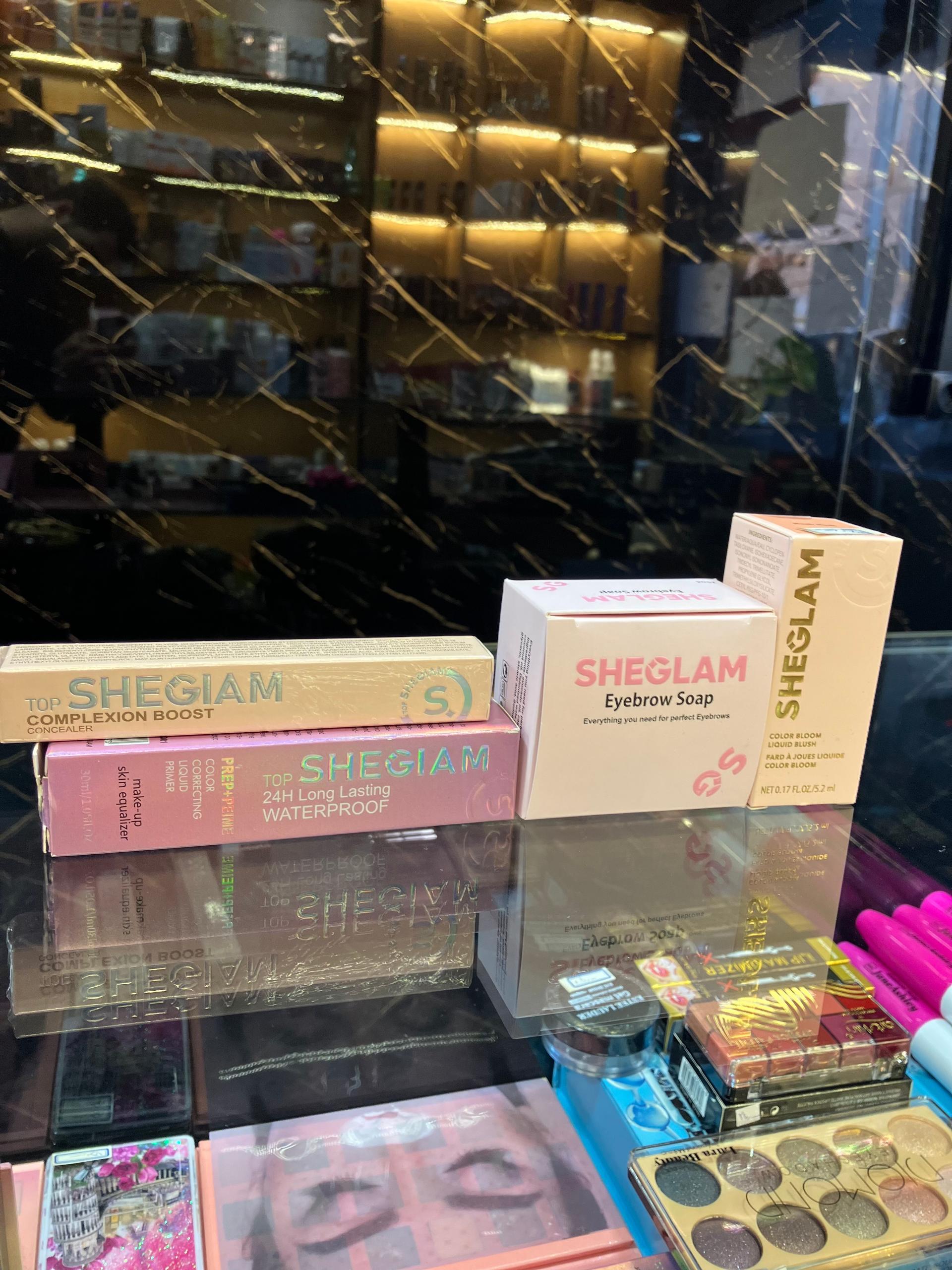 عکس لوازم آرایشی سام