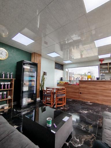 مجموعه کافه و کارواش باباجی