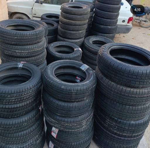 عکس نوین لاستیک سپاهان