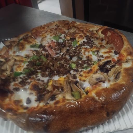 عکس پیتزا رومانو