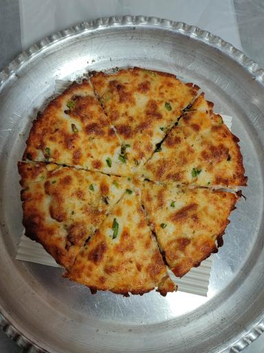 عکس باغ رستوران فانوس