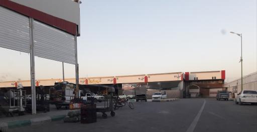 عکس بازار میوه و تره بار نجف آباد