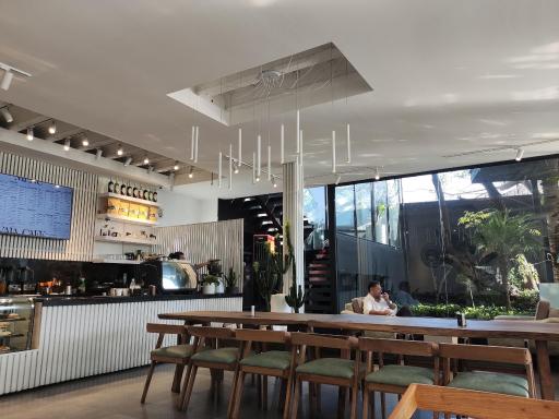 عکس والا کافه