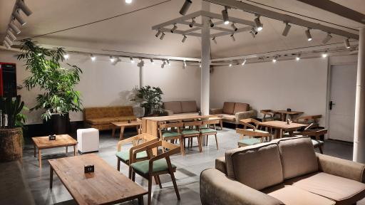 عکس والا کافه