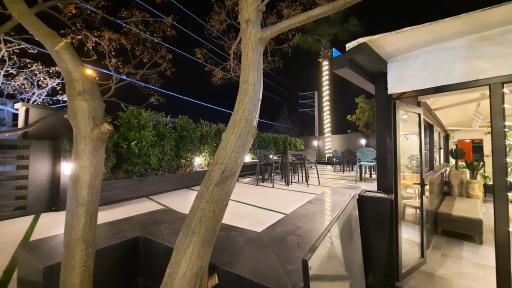 عکس والا کافه