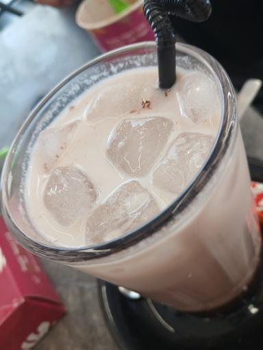 عکس ماست بستنی رژیمی یوگولند