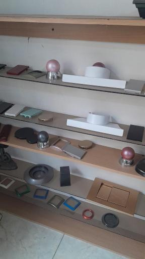 عکس رنگ کاری پلاستیک