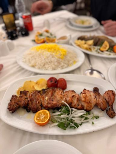 عکس رستوران اقدسیه