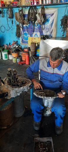 عکس تعمیرگاه فوق تخصصی دمیرچی