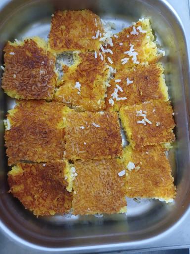 عکس کترینگ و غذای بیرون بر رضائی (ریحان سبز)