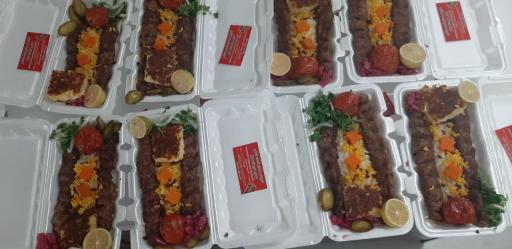 عکس کترینگ و غذای بیرون بر رضائی (ریحان سبز)