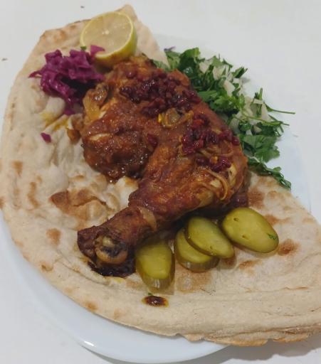 عکس کترینگ و غذای بیرون بر رضائی (ریحان سبز)