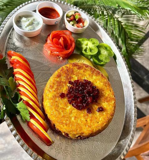 عکس تهیه غذای ریحانه