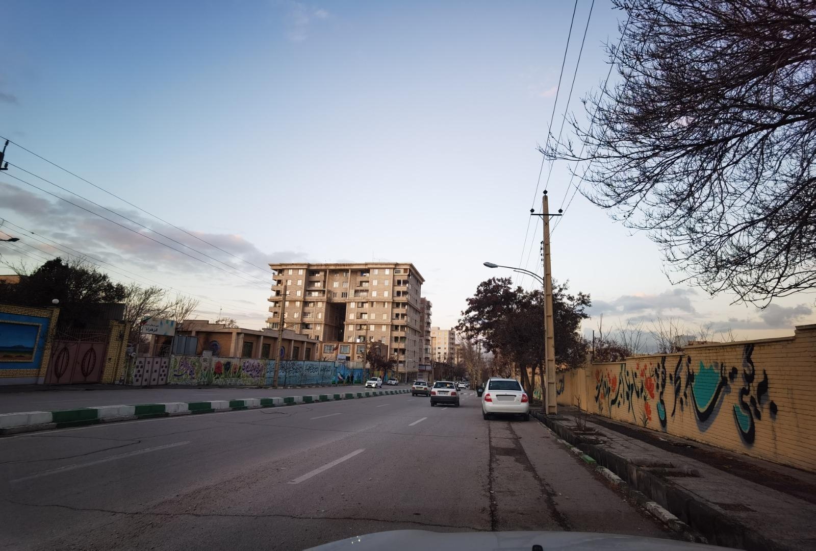 عکس برج مسکونی راه