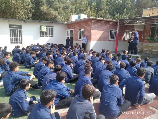 عکس دبیرستان پسرانه غیر دولتی نسل ماندگار