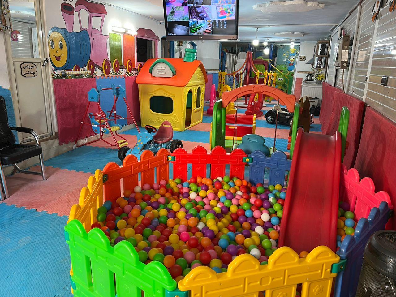 عکس پیش دبستانی غنچه‌های خندان 