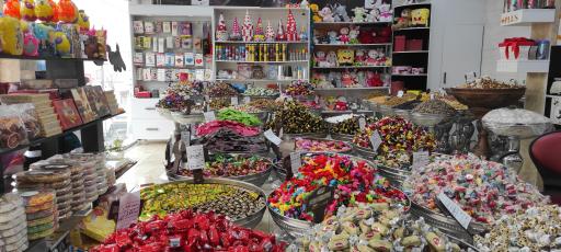 عکس شیرینی سارا