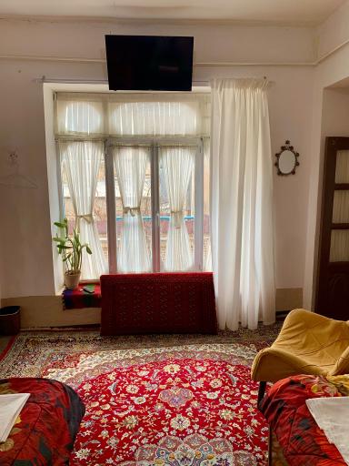 عکس هتل سنتی ریوار