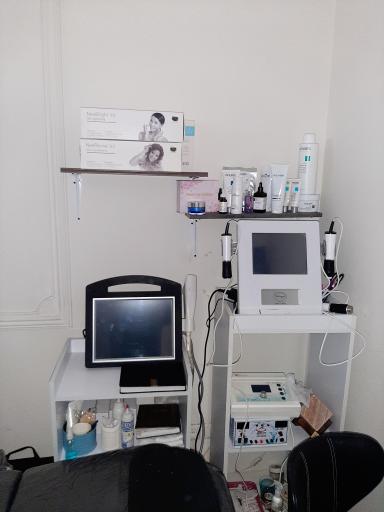 عکس کلینیک زیبایی مه نگار