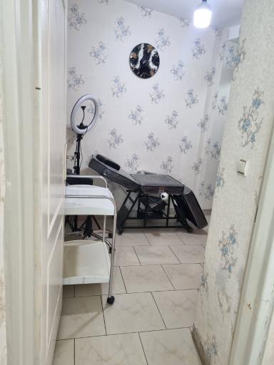 عکس سالن زیبایی تیارا