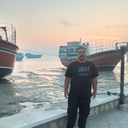 عکس بندر قدیم لافت